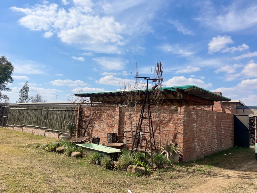 14 Bedroom Property for Sale in Vyfhoek A H North West